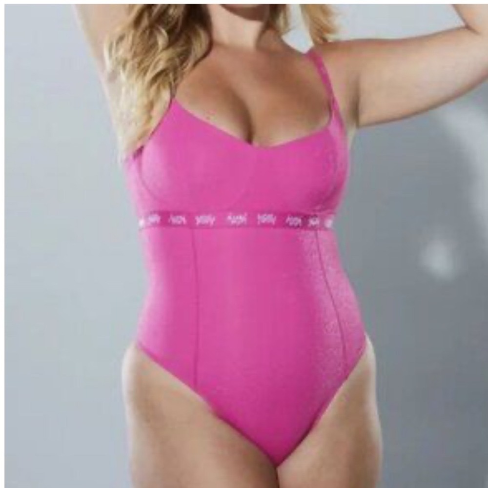Yitty Spotlight Shaping Demi Cup Thong Bodysuit‎ shimmered Pink Shapewear Small